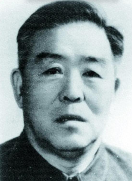 旺财28入口-他给延安送13万两黄金，手握几十万大军，建国后为何仅任劳资处长